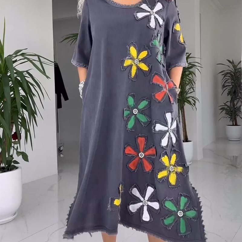 Everyday skirt with round neck