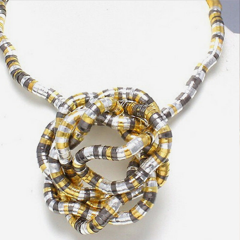 ✨Curved snake chain necklace✨