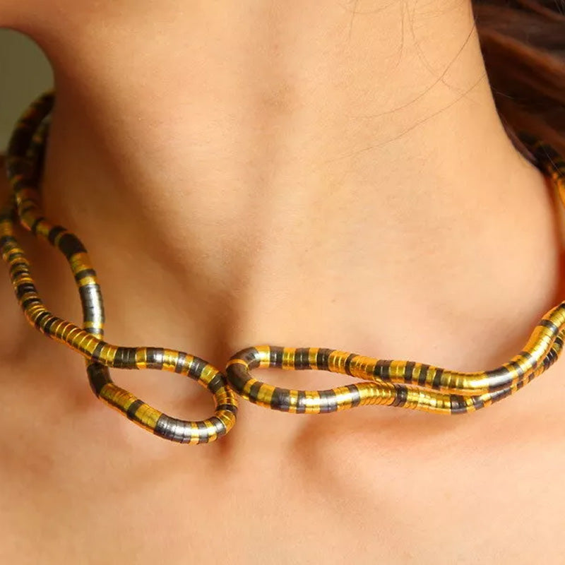 ✨Curved snake chain necklace✨
